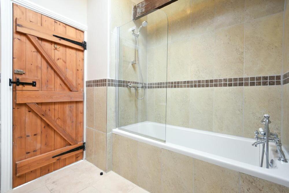 Bullfinch Villa Lucker Ngoại thất bức ảnh
